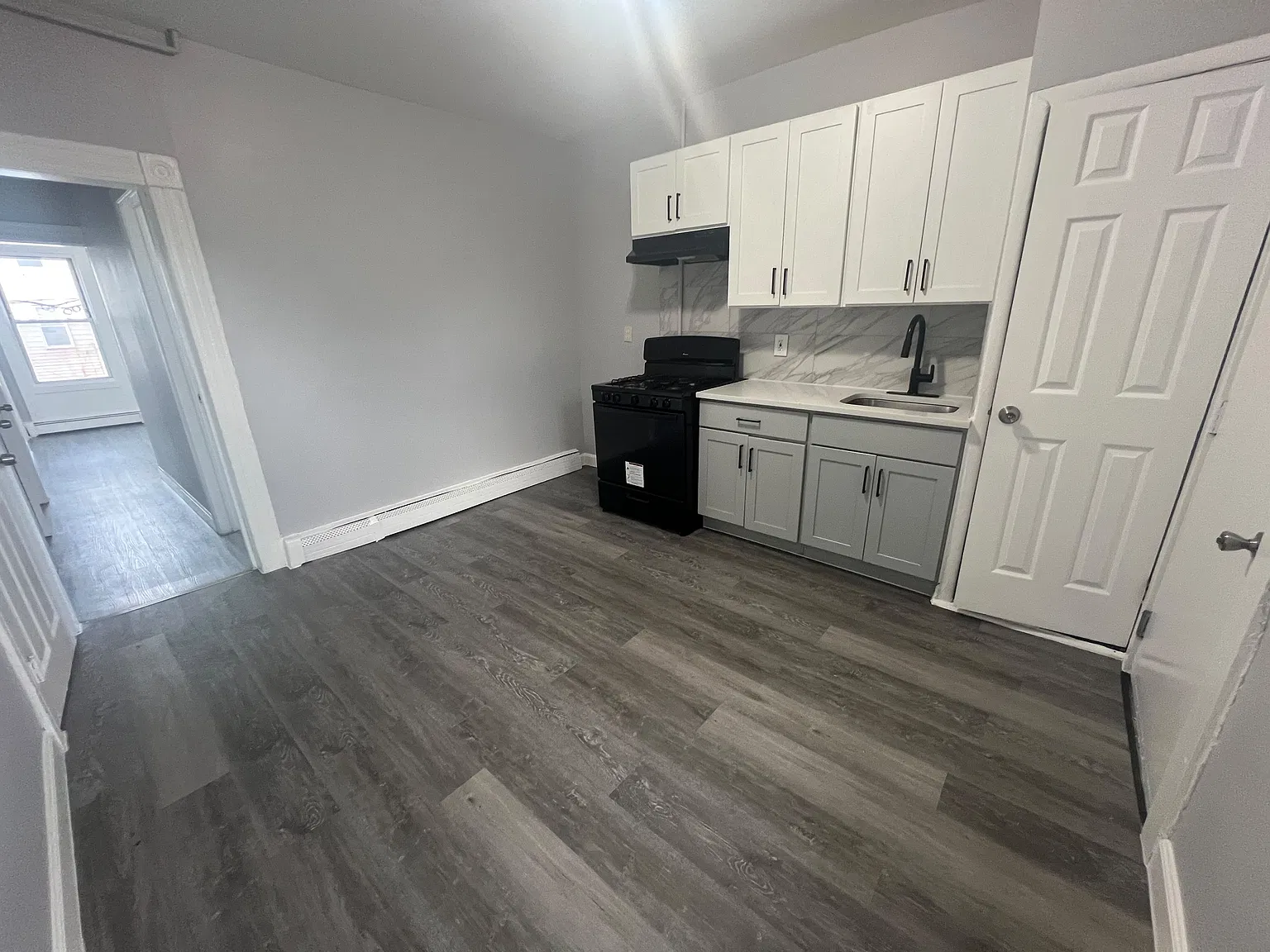 3 bed, $2,150 — Photo 2