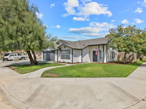 2401 Ashwood Court, Hanford, CA 93230