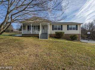 17715 Madison Ave, Hamilton, VA 20158