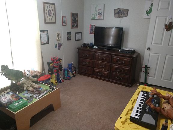 2nd image of 1709 N Juanita Ave
