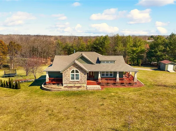 78 Inwood Rd, Wilmington, OH 45177