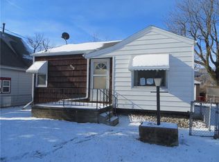908 E 25th St, Des Moines, IA 50317