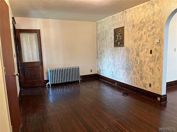 2nd image of 197 Shirley Ave