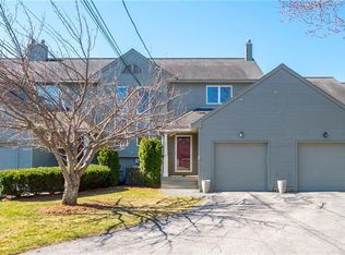 81 Valley Green Ct #C, North Providence, RI 02904