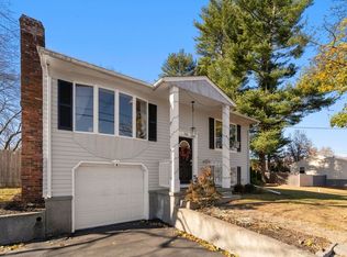 286 Mendon Rd, North Attleboro, MA 02760