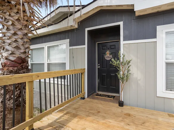 510 Cedar, Jourdanton, TX 78026