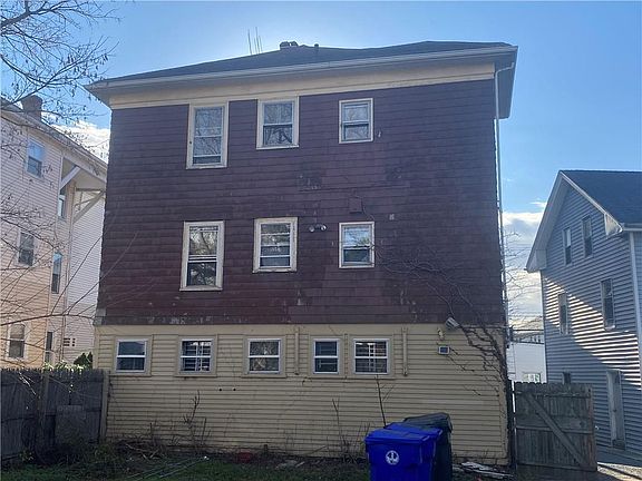 4th image of 131-133 Cowden St