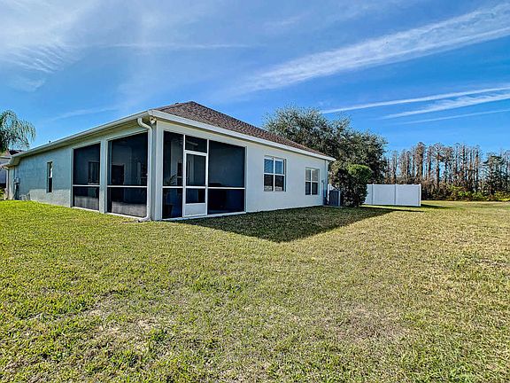 5th image of 9925 Jasmine Brook Cir