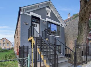 920 W 32nd Pl #2F, Chicago, IL 60608