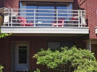 13 Shipway Pl, Charlestown, MA 02129