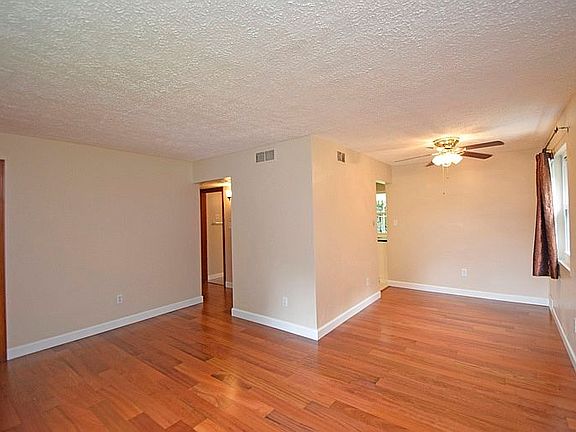 5th image of 854 Alverno Ave