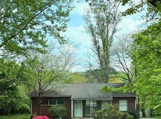1402 Belleville Ave, Maryville, TN 37803
