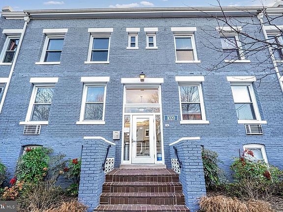 2nd image of 1020 Fairmont St NW APT 1