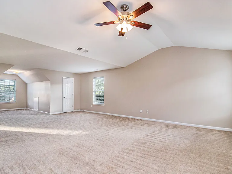 395 Sugarberry Ln — Photo 22