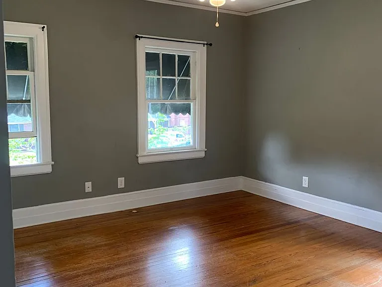23 Colonial Dr — Photo 36