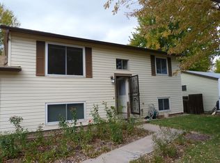 2999 S Laredo Cir, Aurora, CO 80013