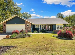 6 Swanage Dr, Bella Vista, AR 72715