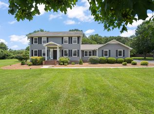 703 Twelve Oaks Rd, Tullahoma, TN 37388