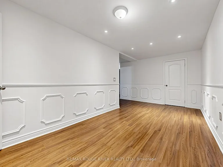 38 Port Union Rd — Photo 32