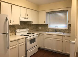 2327 Rockspring Rd #2327, Toledo, OH 43614