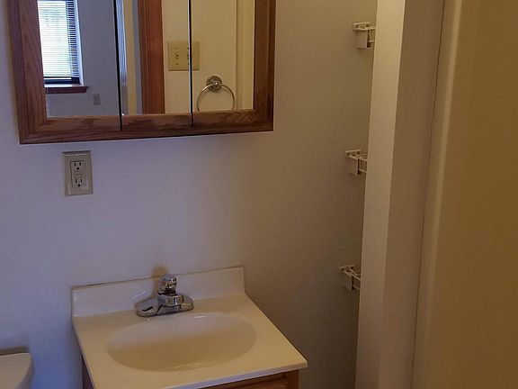 5th image of 834 South St #3F