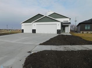 1806 65th Ave S, Fargo, ND 58104