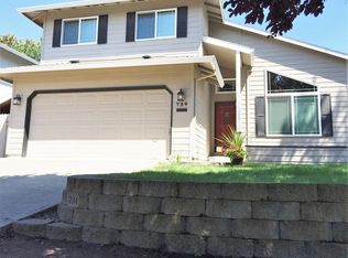 734 SE 72nd Ave, Hillsboro, OR 97123