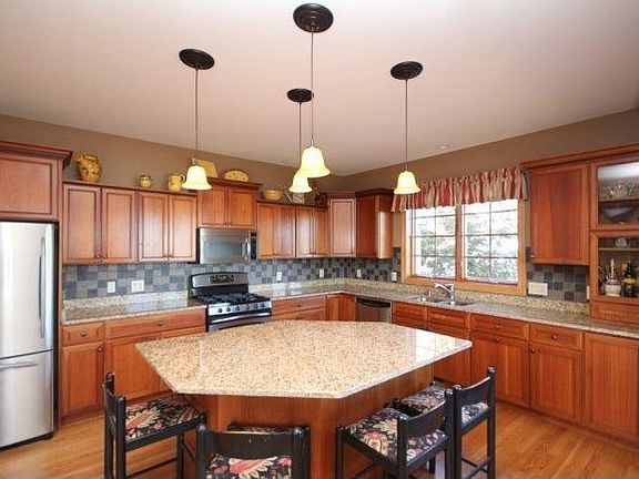 3rd image of 5694 Kilkenny Pl