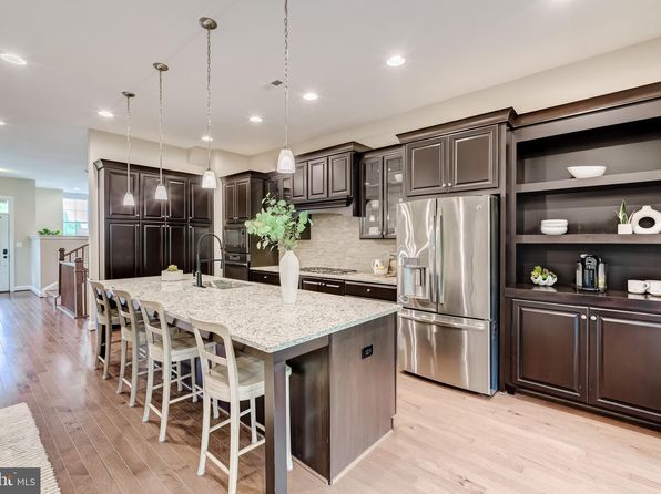23524 Epperson Sq, Ashburn, VA 20148