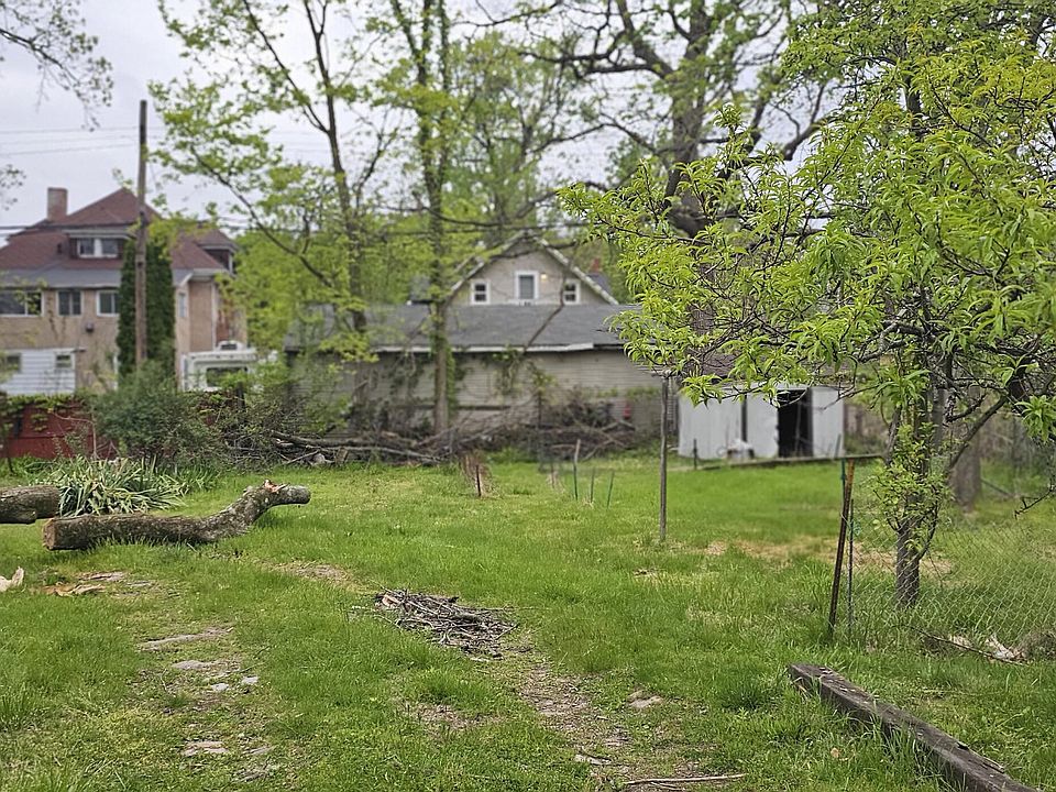 2nd image of Manchester St W