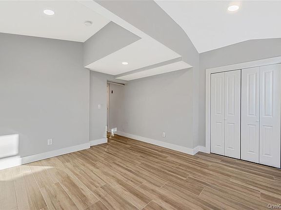 3rd image of 134 Ralph Ave