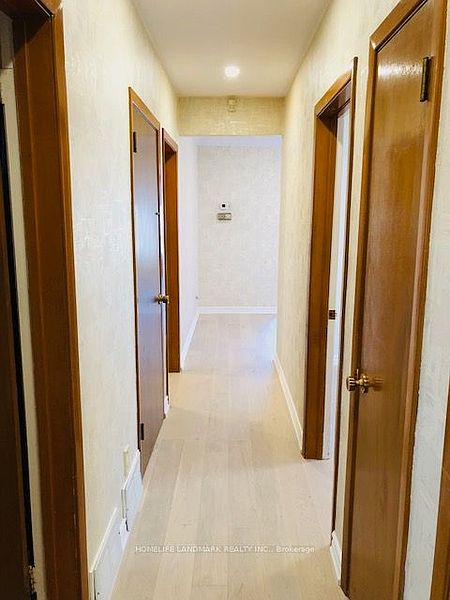 Toronto House for rent - 3 Bedrooms — photo 13