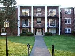 1st image of 808 Willard St Unit F7