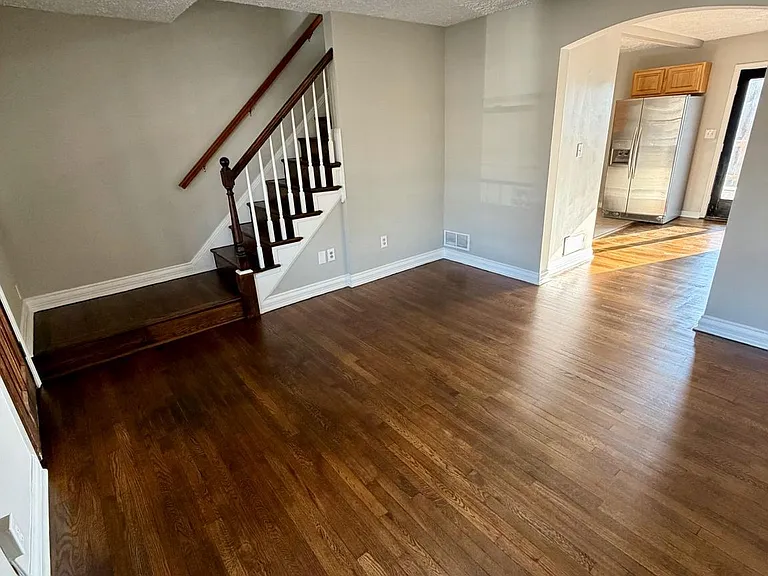 3413 Wallford Dr — Photo 3