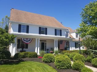 9800 Buttondown Ln, Zionsville, IN 46077