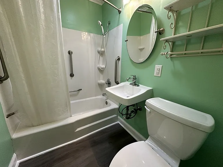 1618 Lexington Dr — Photo 11