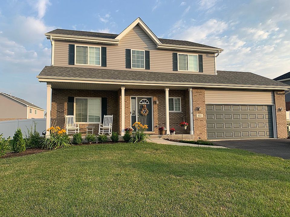 1st image of 814 Stacey Dr