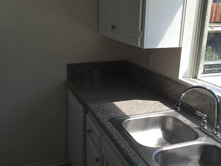 14116 Tiara St #5 — Photo 5