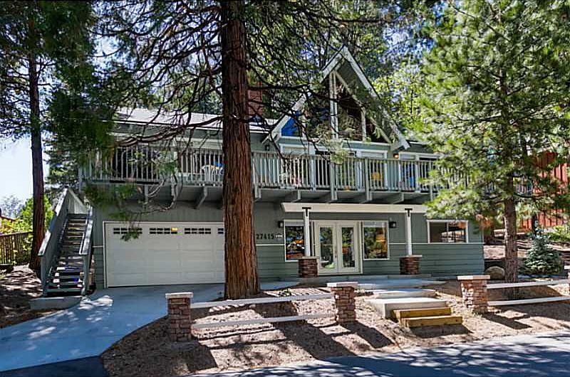 1st image of 27415 Pinewood Dr