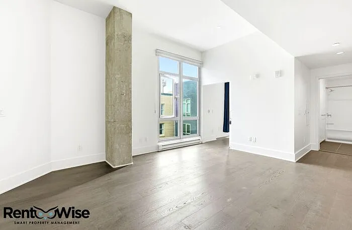 1075 Market St #808 — Photo 7