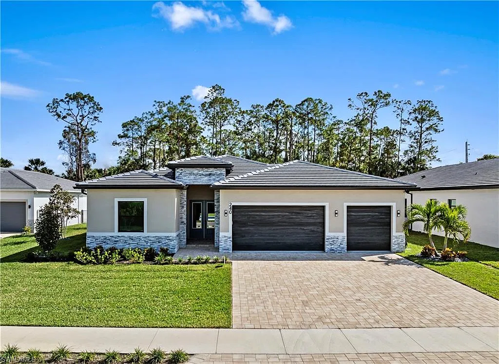 4 bed, 3.0 bath, 2862 sqft, $15,000 — Photo 1