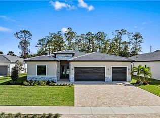 240 Allamanda Way, Naples, FL 34114