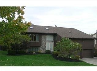 144 Field Club Dr E, Mc Kees Rocks, PA 15136