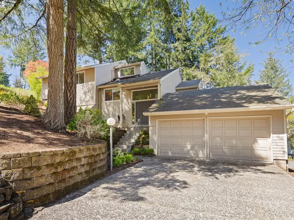 607 Startouch Dr, Eugene, OR 97405