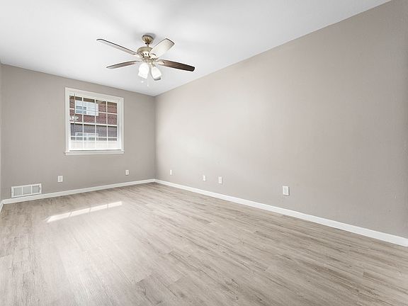 2nd image of 3430 Sockwell Blvd #3452