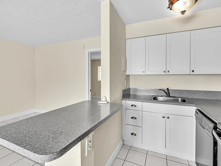 1219 NE 14th Ave #1-5 — Photo 9