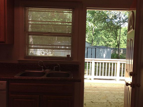 Kitchen, Deck Access