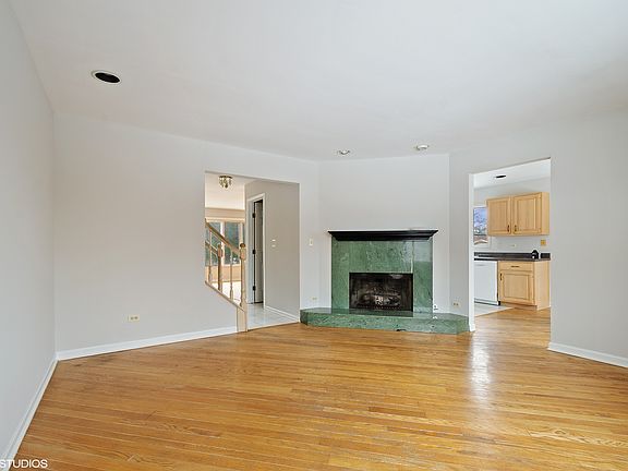 5th image of 5344 Lunt Ave