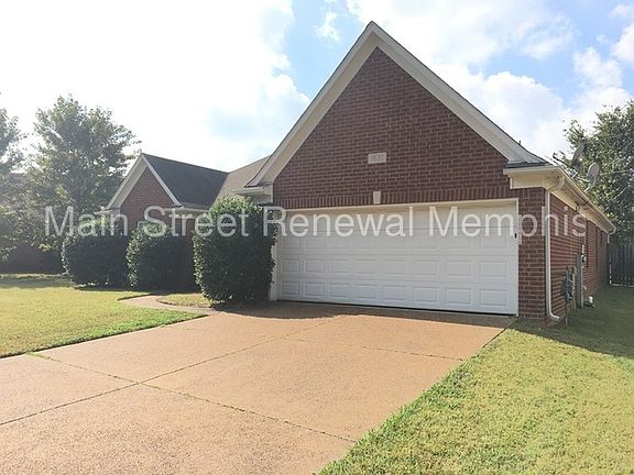3rd image of 1621 Torrington Dr