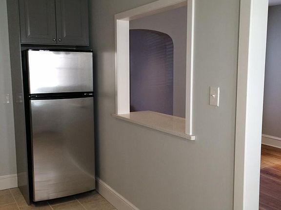 Kitchen/Breakfast Bar